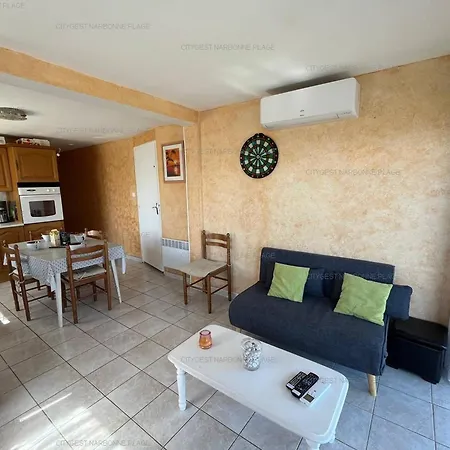 4 Personnes Avec Terrasse A 900m De La - Fr-1-619-157 Fleury (Aude)
