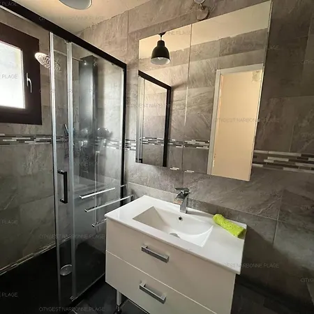 Ferienhaus 4 Personnes Avec Terrasse A 900m De La - Fr-1-619-157 Fleury (Aude)