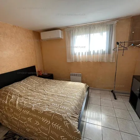 4 Personnes Avec Terrasse A 900m De La - Fr-1-619-157 Ferienhaus *